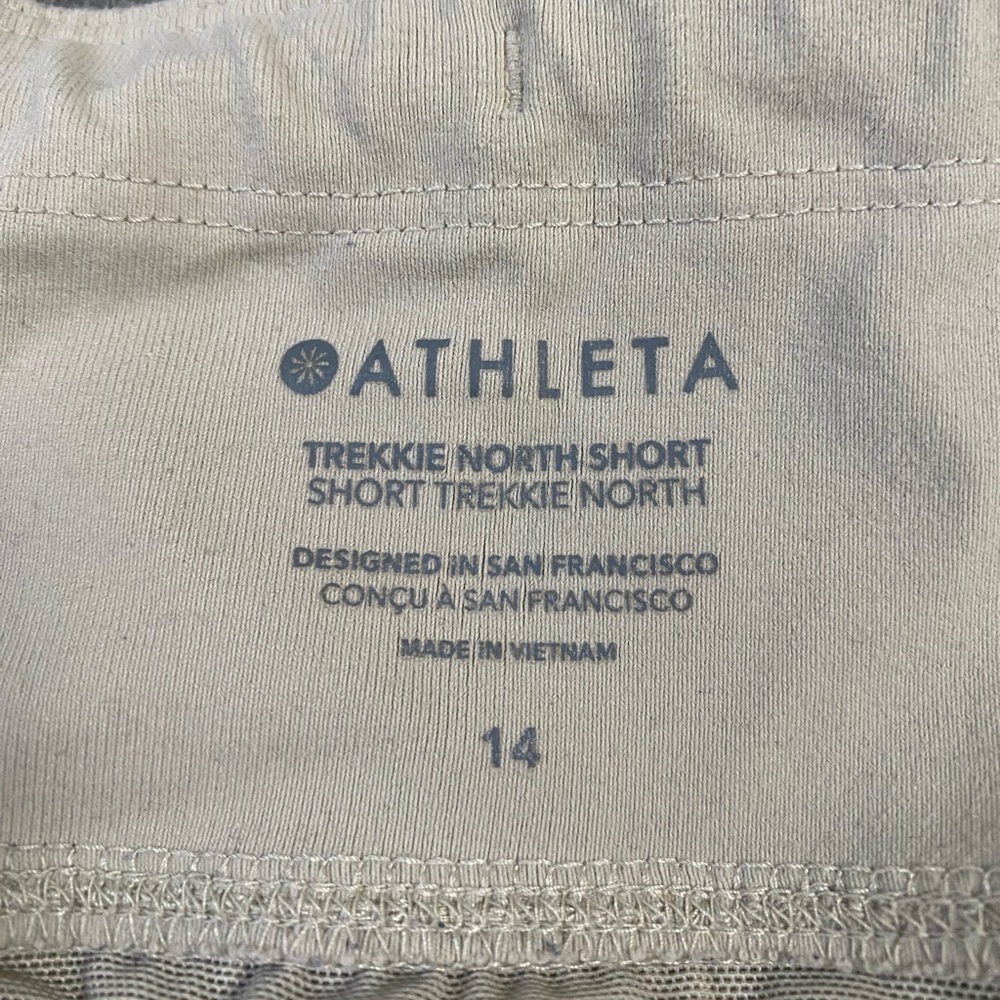 Athleta Trekkie North Short